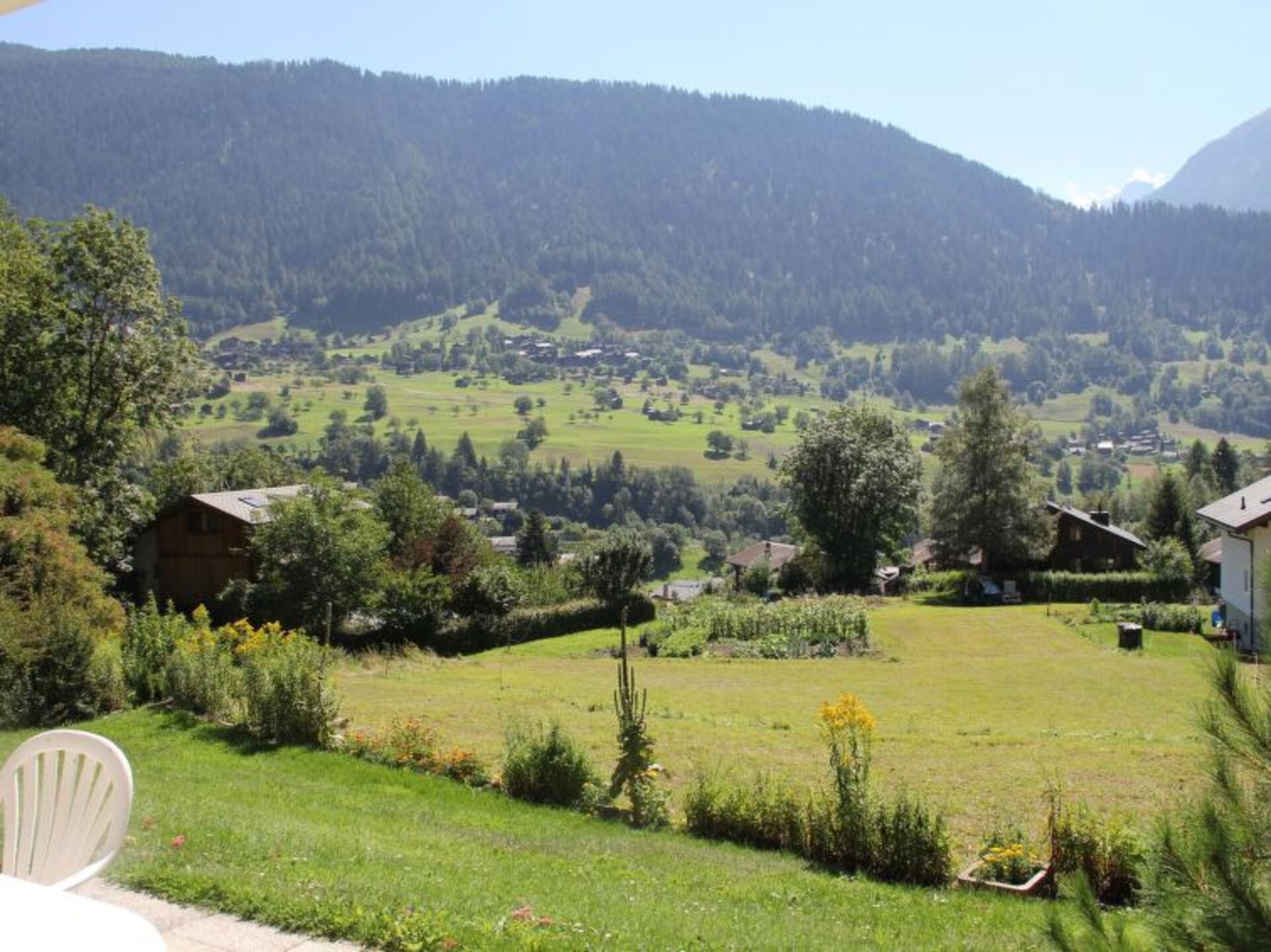 Mountain Magic: Elegant 3BR Villa in Valais,1365