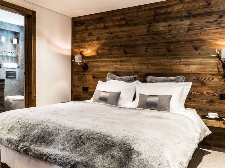 Cozy Villa for Sale in Saas-Fee, 1263