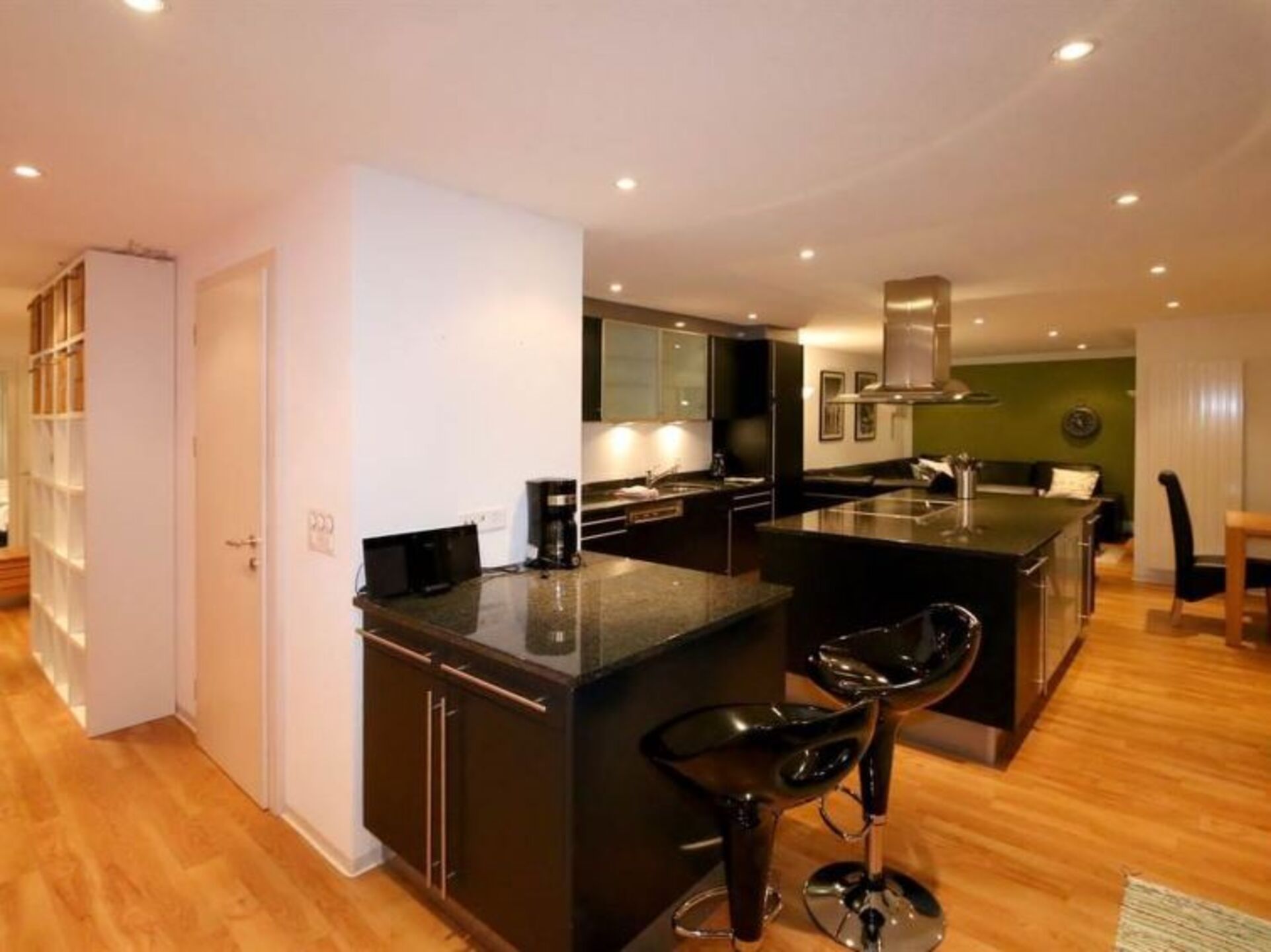 Stunning 4 Bedroom Villa in Saas-Fee City, 1275
