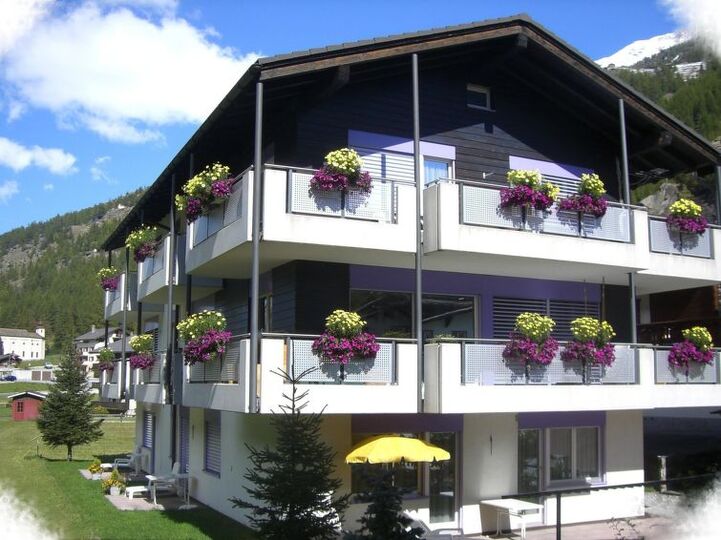Serene Hideaway in Saas-Grund, 1252