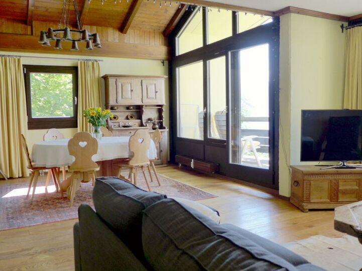 Modern 3 Bedroom Apartment in Beatenberg with Alpine Charm, 1181, Beatenberg, Switzerland
