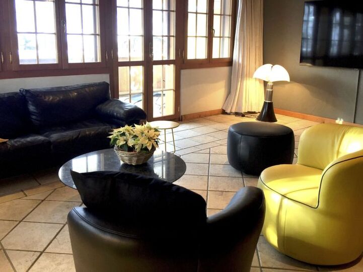 Tranquil Villa Oasis in Saanen for Rent, 1186