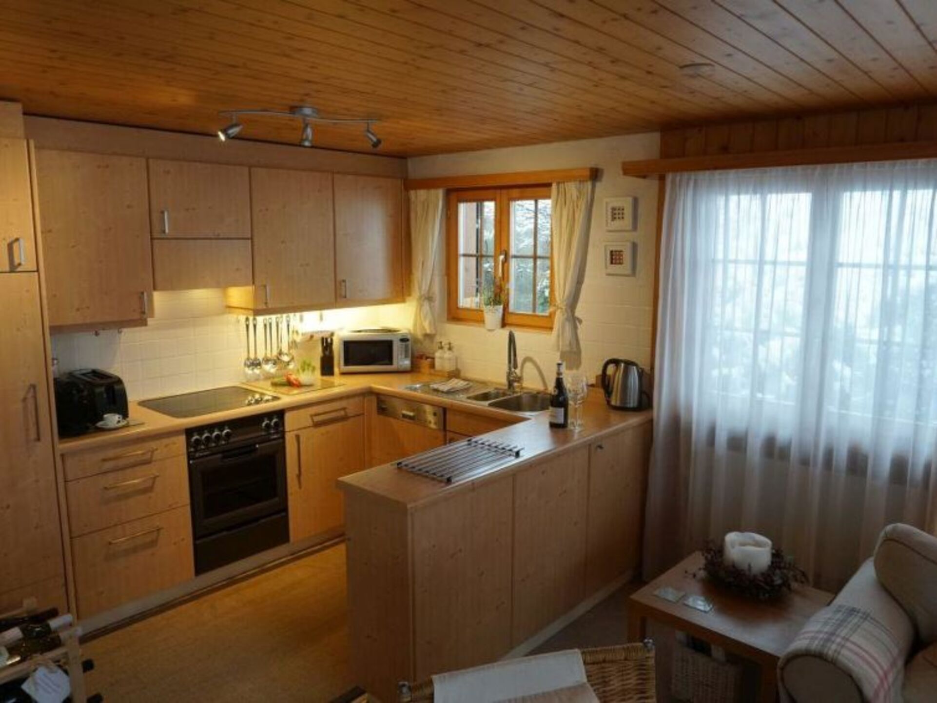 Elegant 2 Bedroom Villa in Zweisimmen, 1195