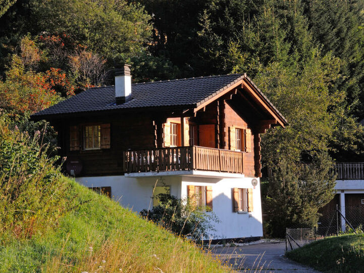 Stunning 4 Bedroom Chalet in Gruyères, 1002, Gruyères, Switzerland
