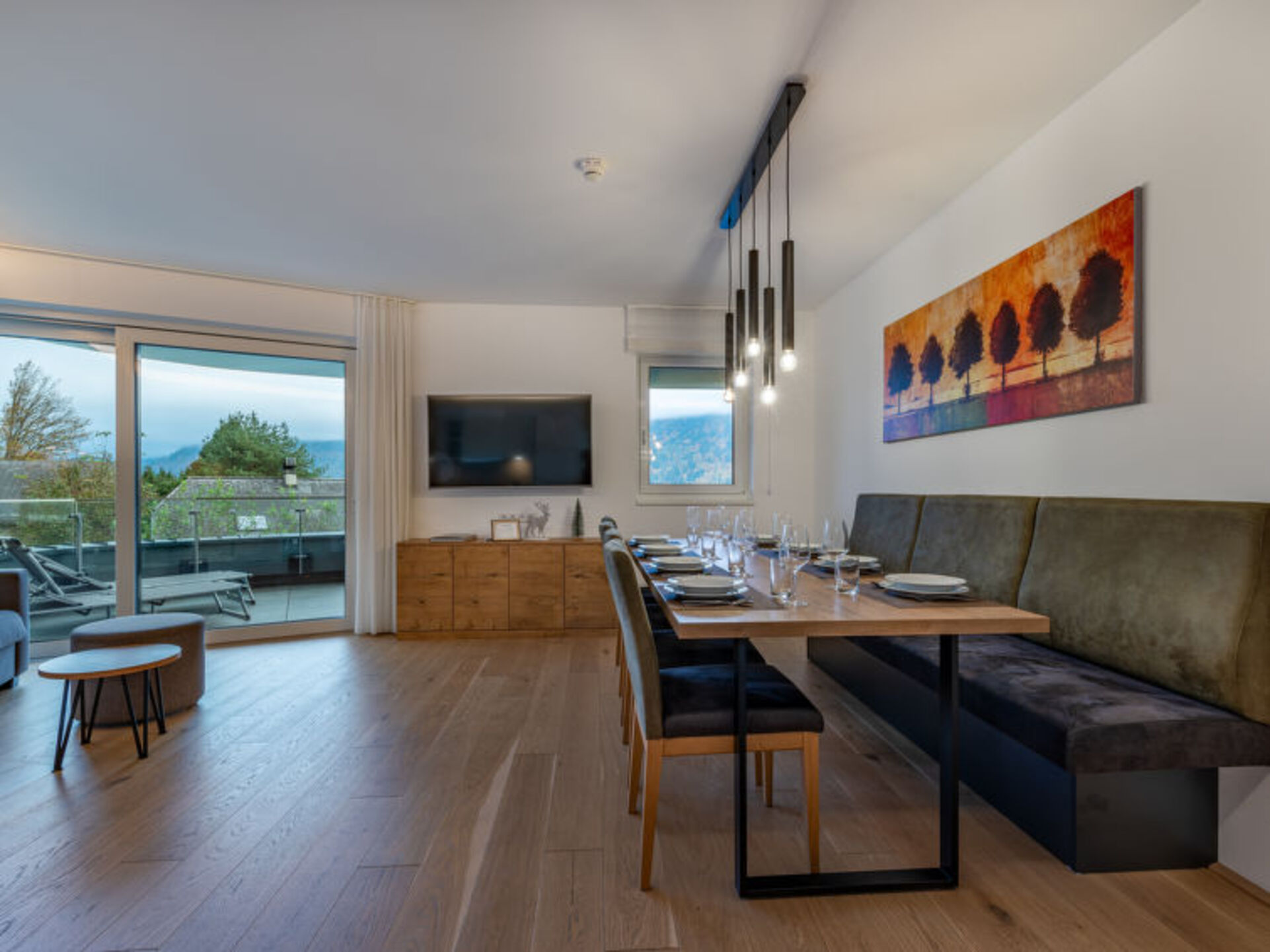 Kitchen / Dining Room