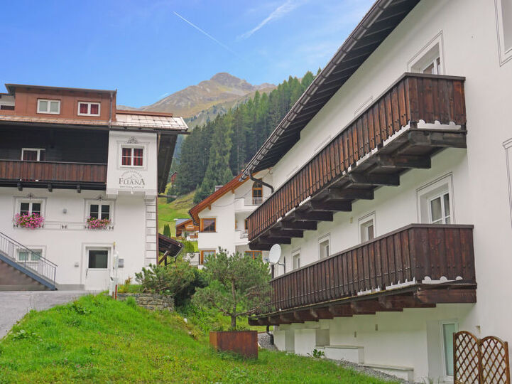 Cozy 2 Bedroom Home in Mathon City 1183, Mathon, Austria