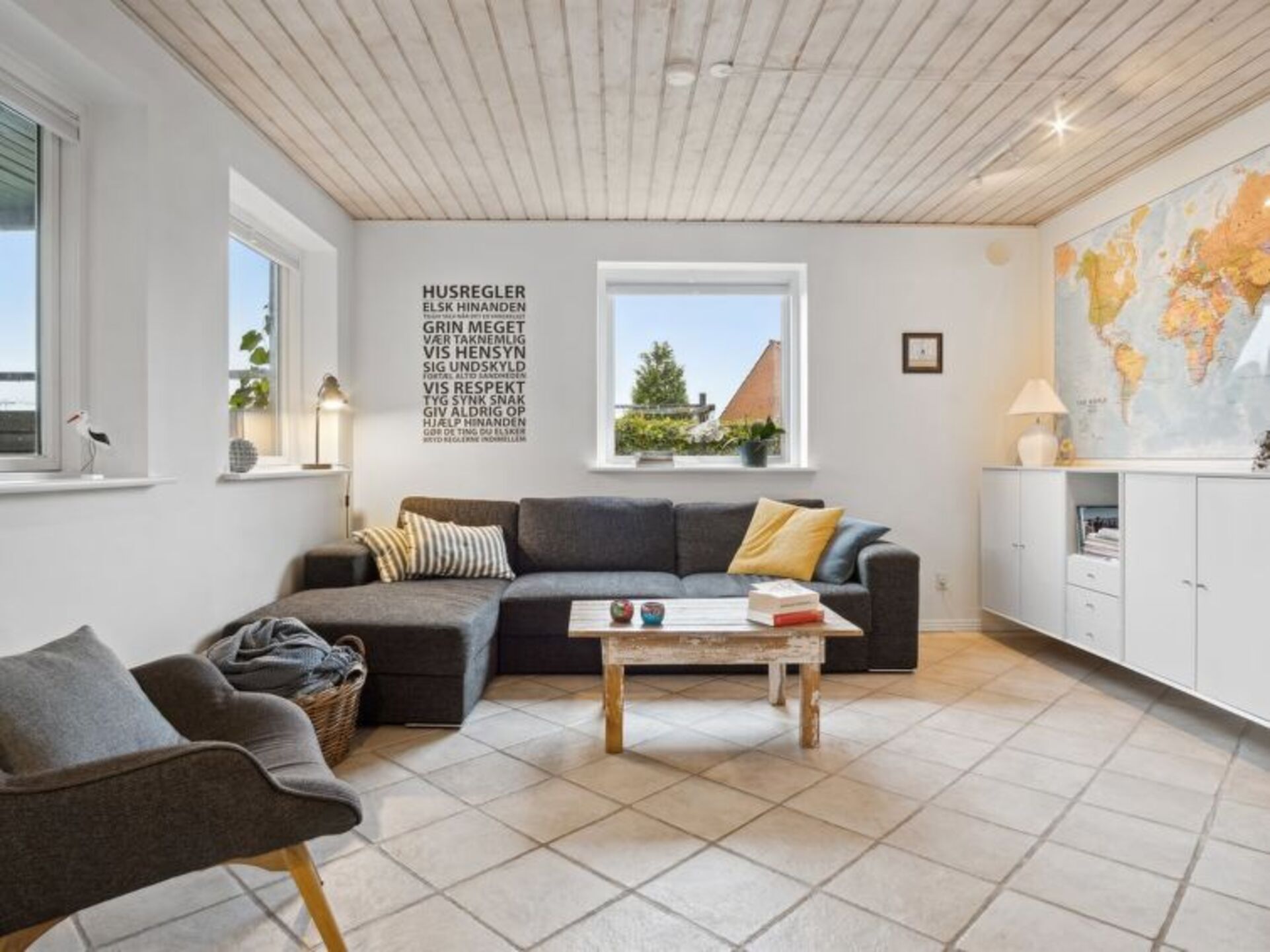 Kitchen / Dining Room