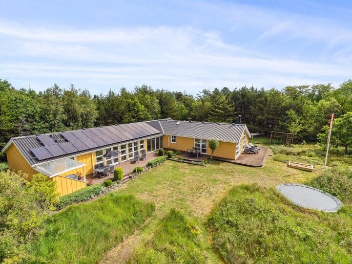 Luxury Home, Idyllic Location, Sæby 1046, Sæby, Denmark