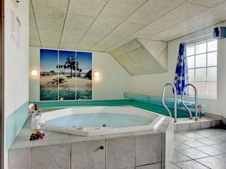 5 Star Home in Prime Location, Oksbøl 1075, Oksbøl, Denmark