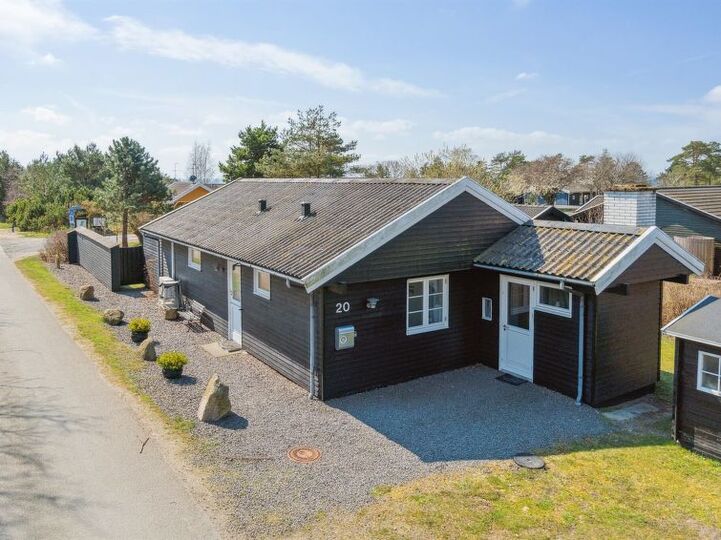 Luxury Home, Idyllic Location, Aakirkeby 1105, Aakirkeby, Denmark