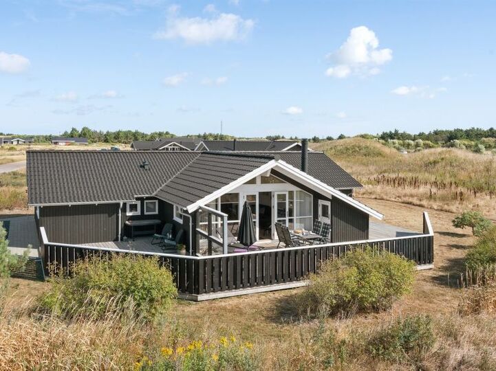 Your Home from Home, Hirtshals 1048