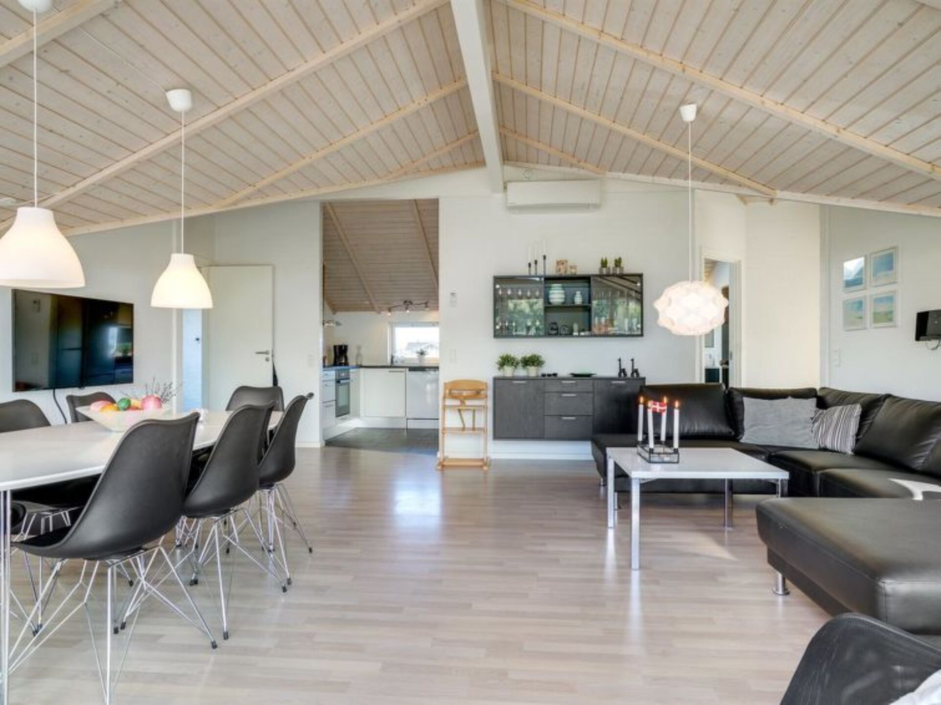 Your Home from Home, Hirtshals 1048