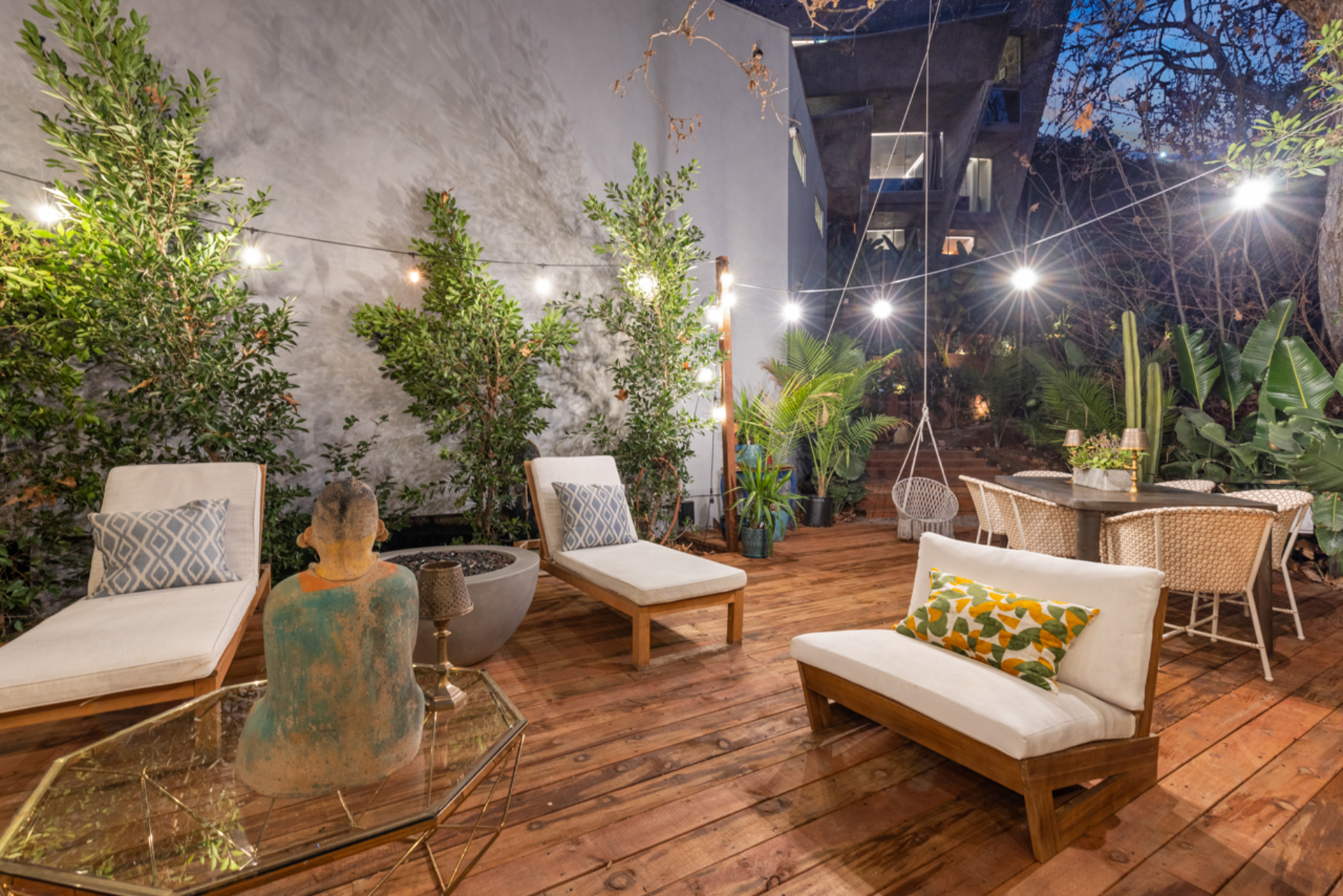 Hollywood Majesty: G Residence