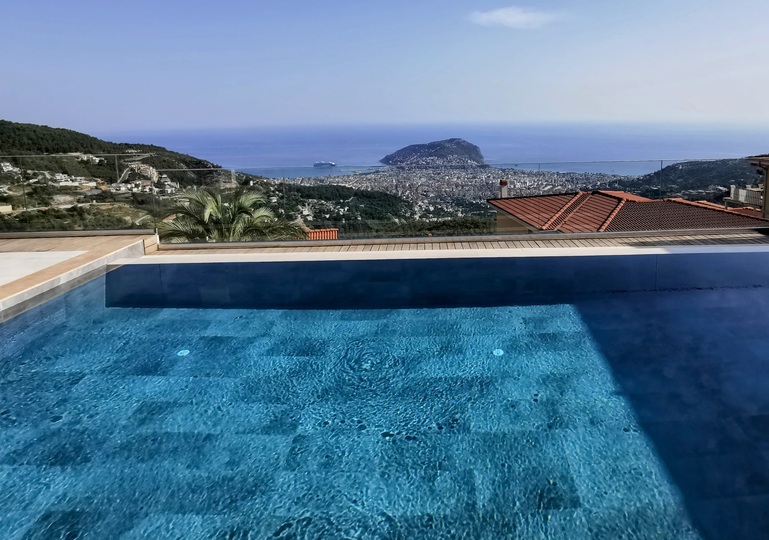 5 Star Villa Royale – Majestic Alanya Escape