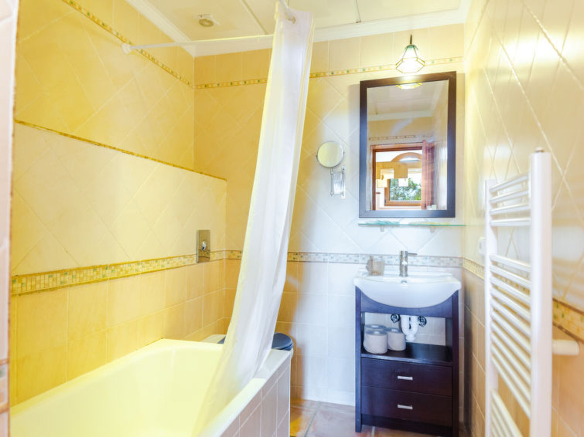 Unwind in Style - Elegant 5 Bedroom Villa,1658