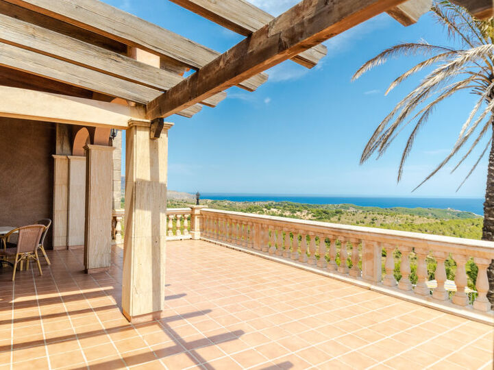 Unwind in Style - Elegant 5 Bedroom Villa,1658