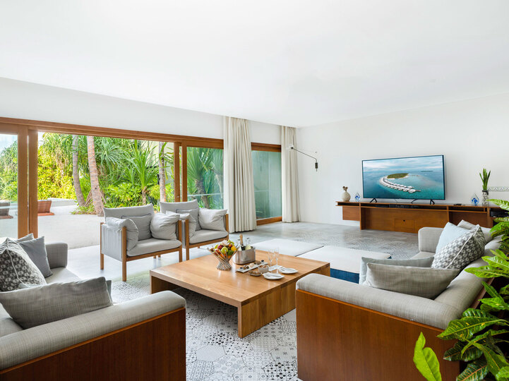 Amilla Beach Residences - 4 Bedroom - Cozy sofa and couch