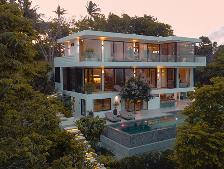 Sleek modern tropical holiday villa