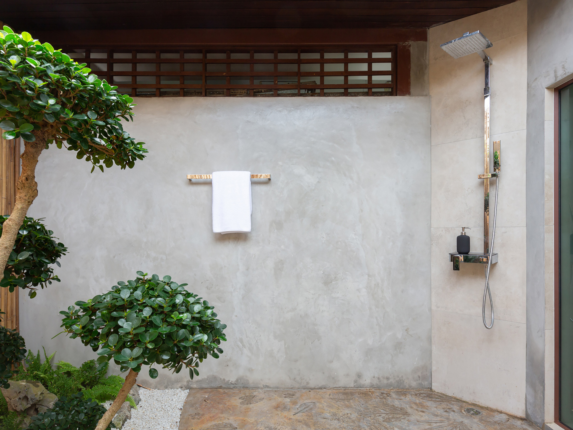 Bathroom details