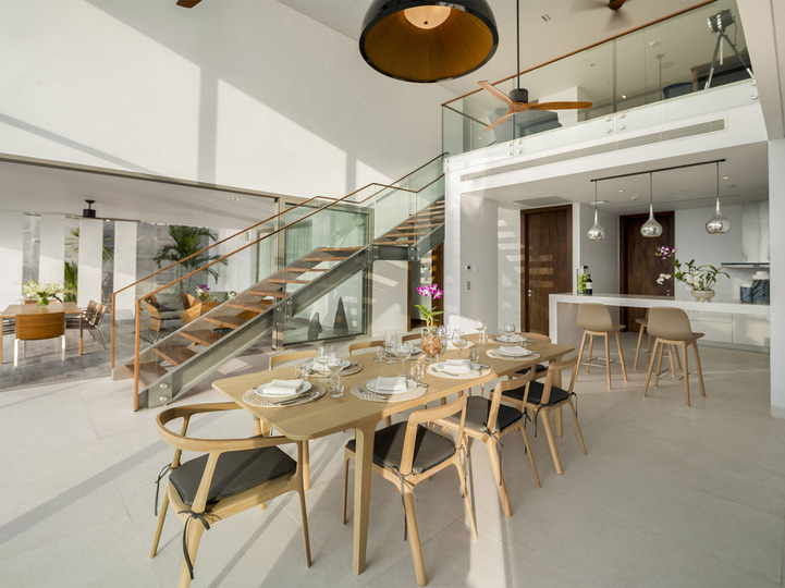 Malaiwana Duplex - Open space dining area