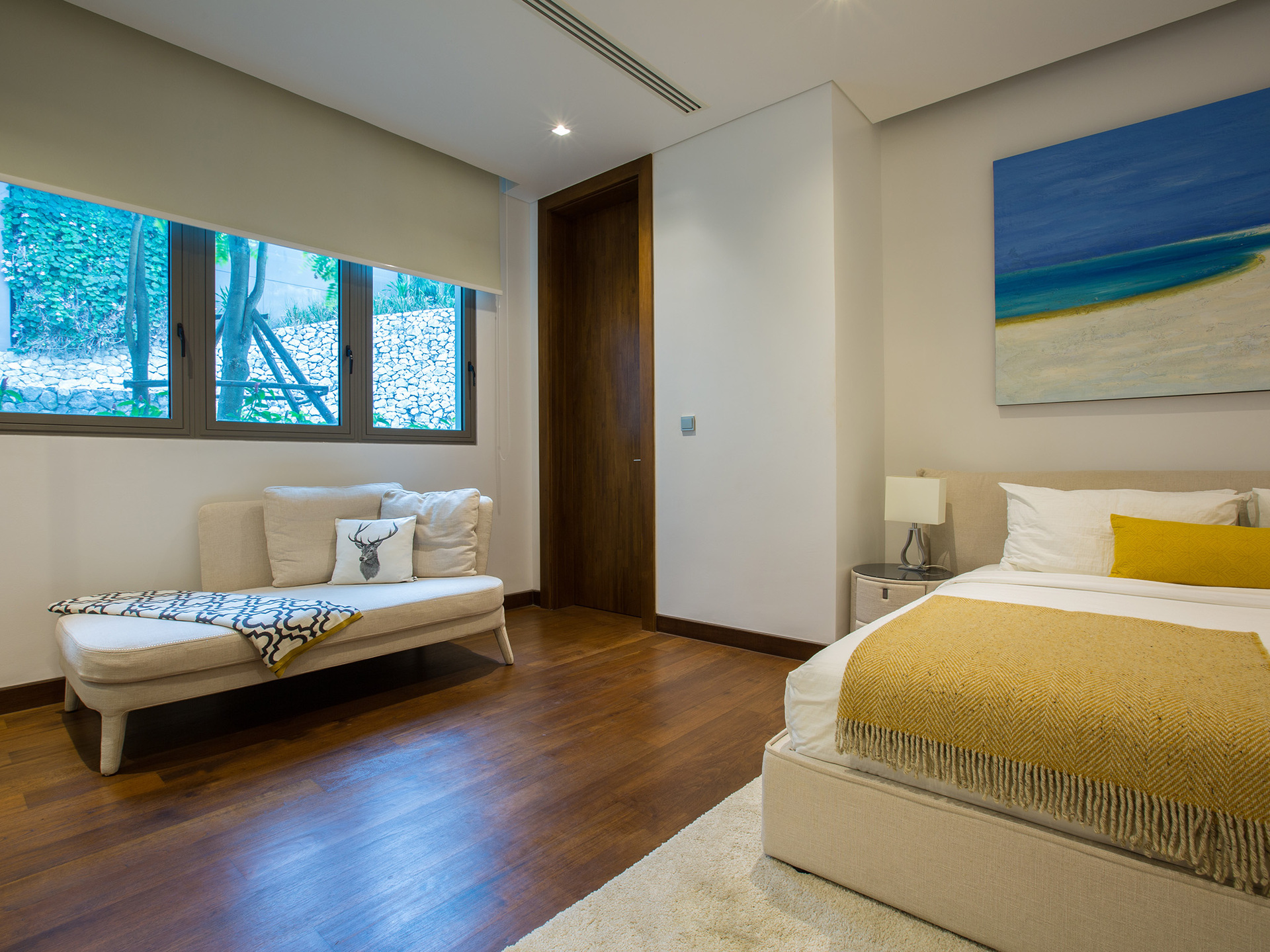 Malaiwana Patio Duplex - Cosy guest bedroom