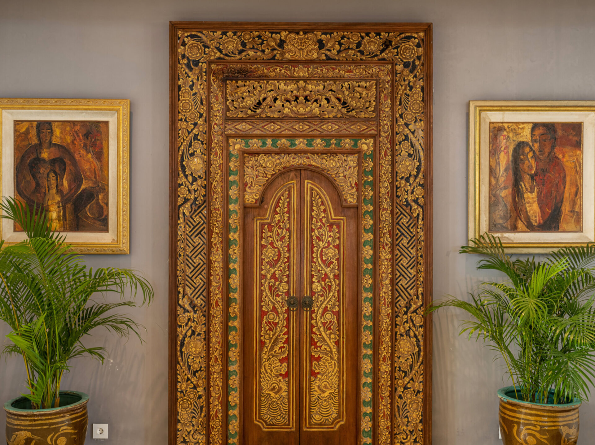 Tirtha Bayu Villa I - Balinese door