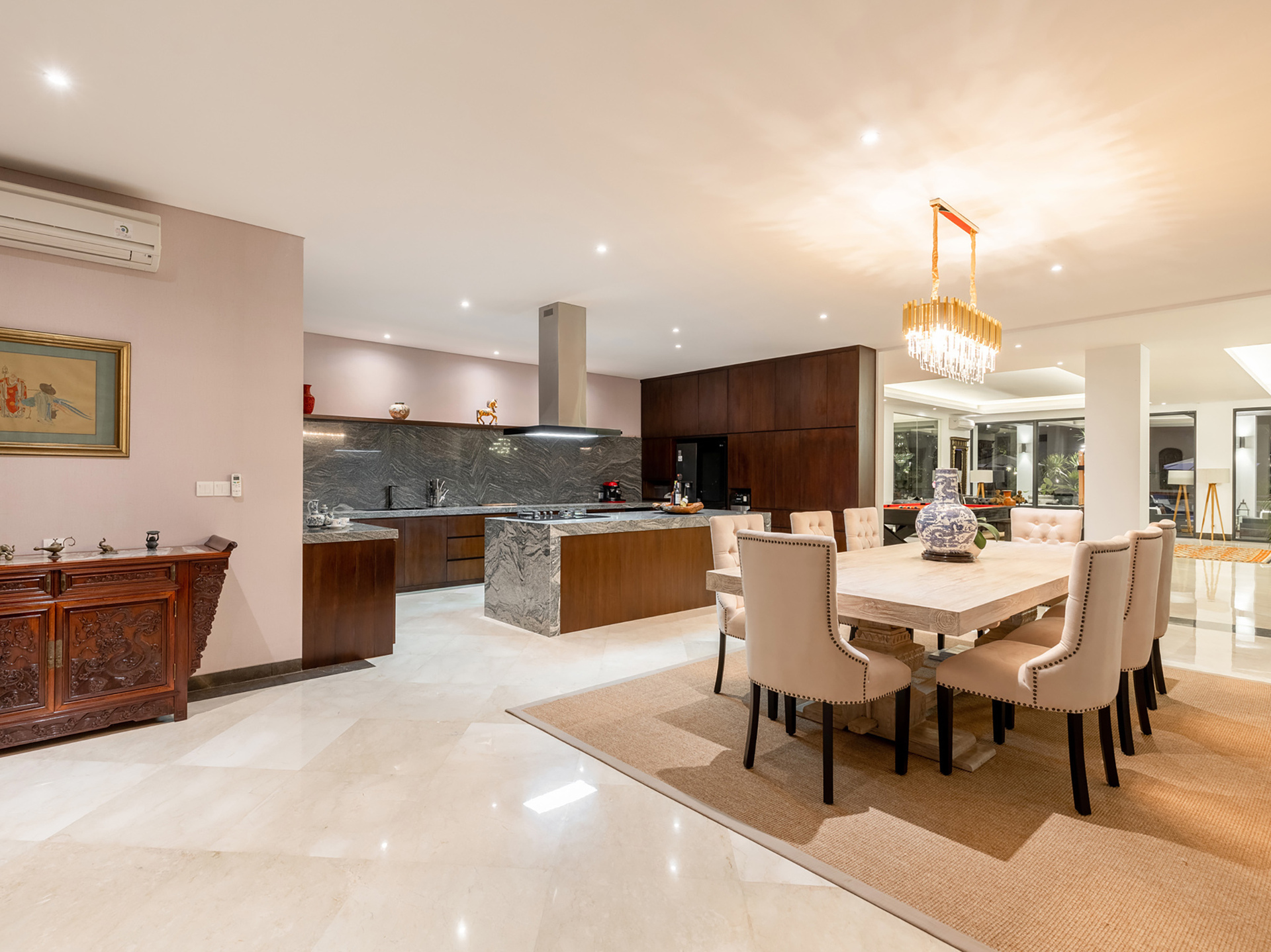 Tirtha Bayu Villa I - Kitchen and dining layout