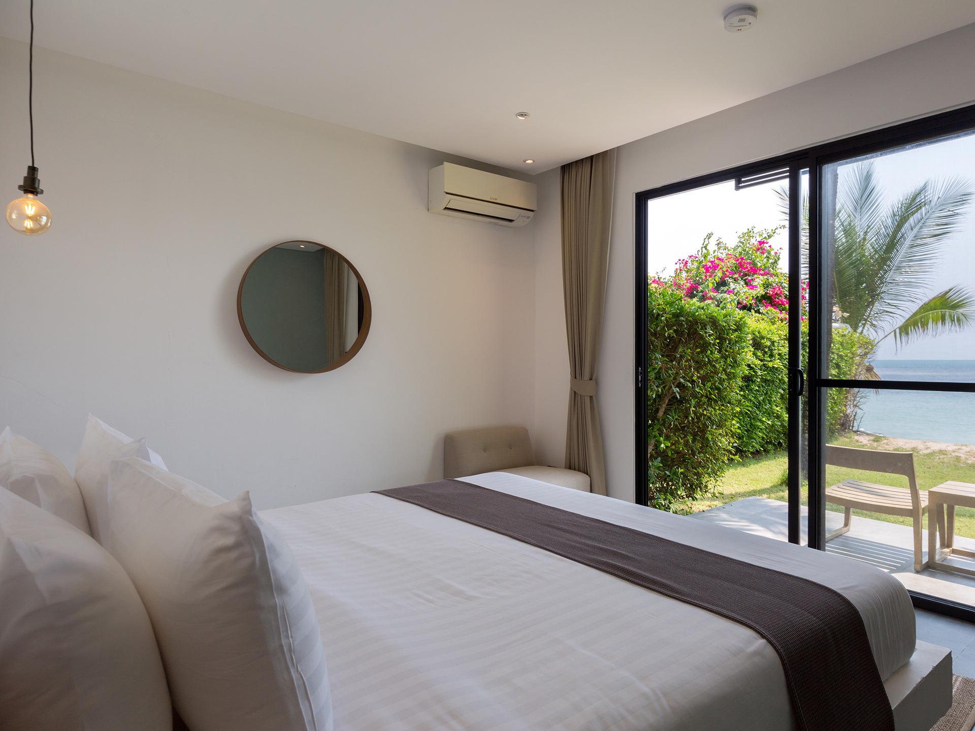 Restful twin bed guest room