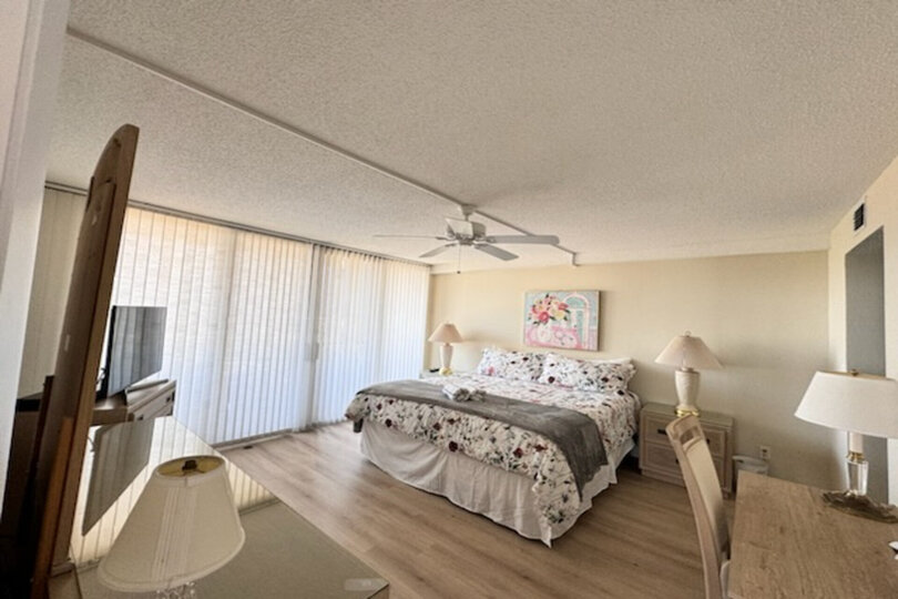 Stay at Sarasota County Villa 1005: Gulf Views & Resort Amenities