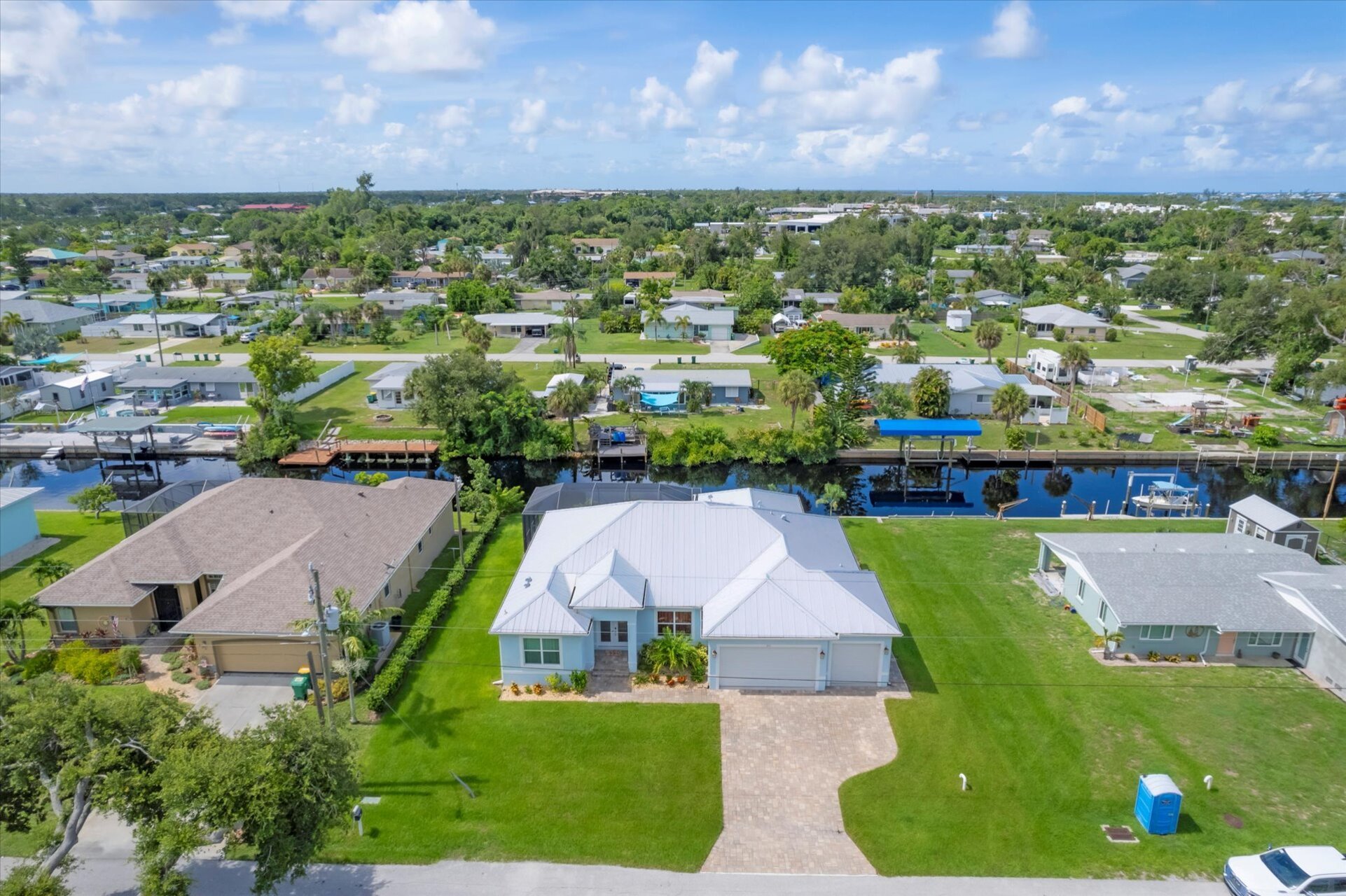 Gorgeous Englewood Waterfront Home With Private Pool