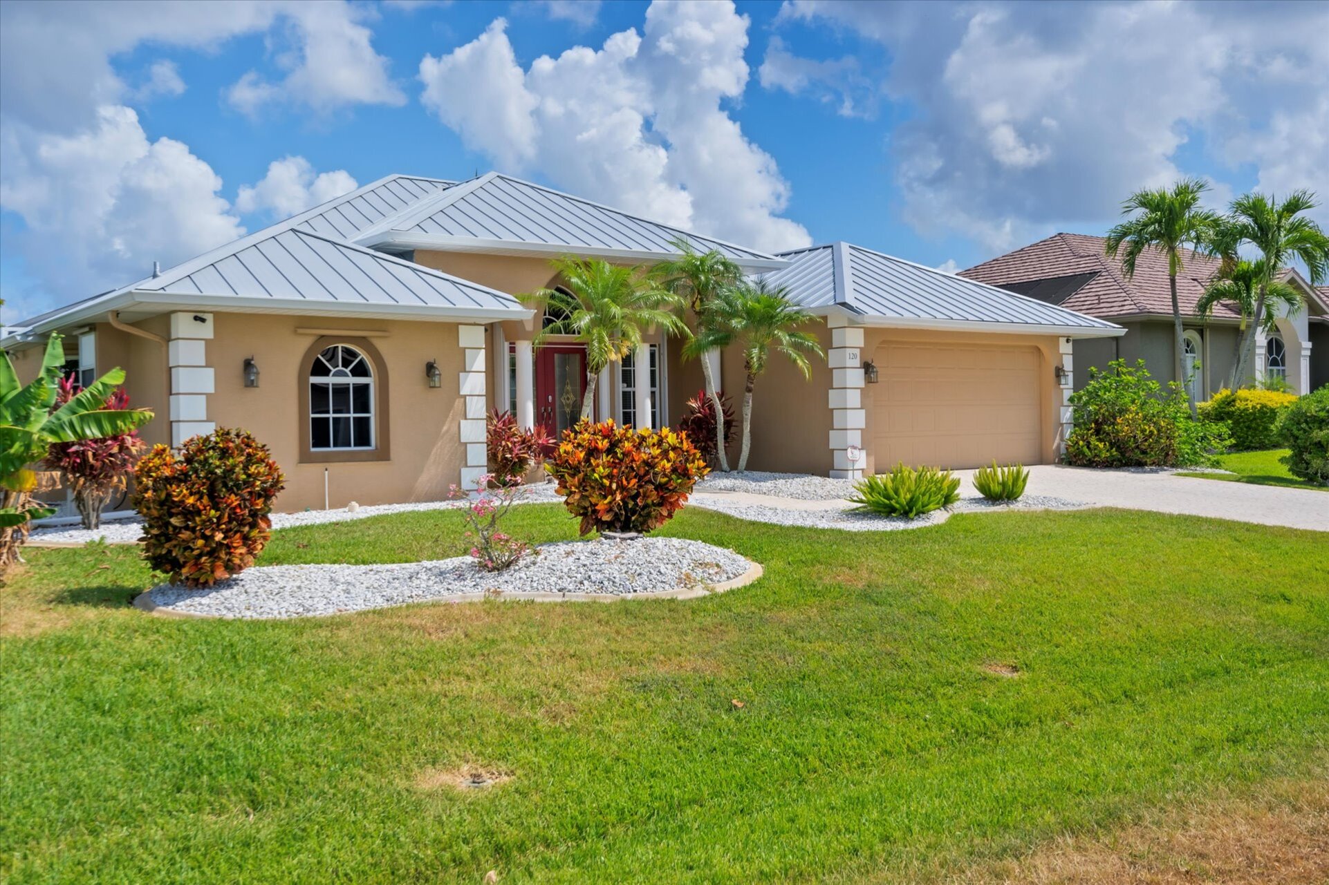 Beautiful Punta Gorda Isles cana home with private pool