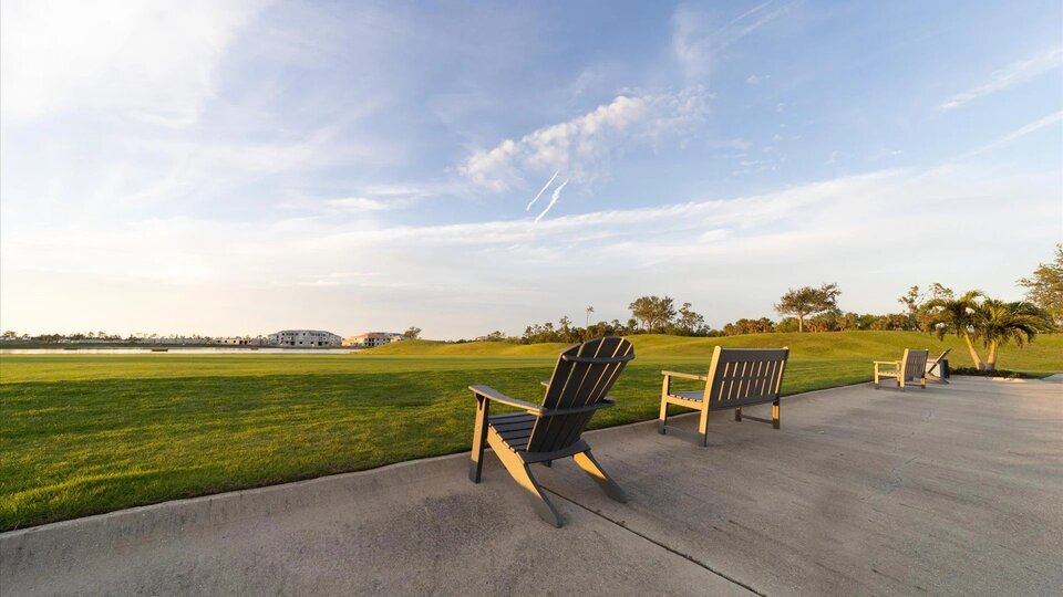 Heritage Landing clubhouse catch the sunsets