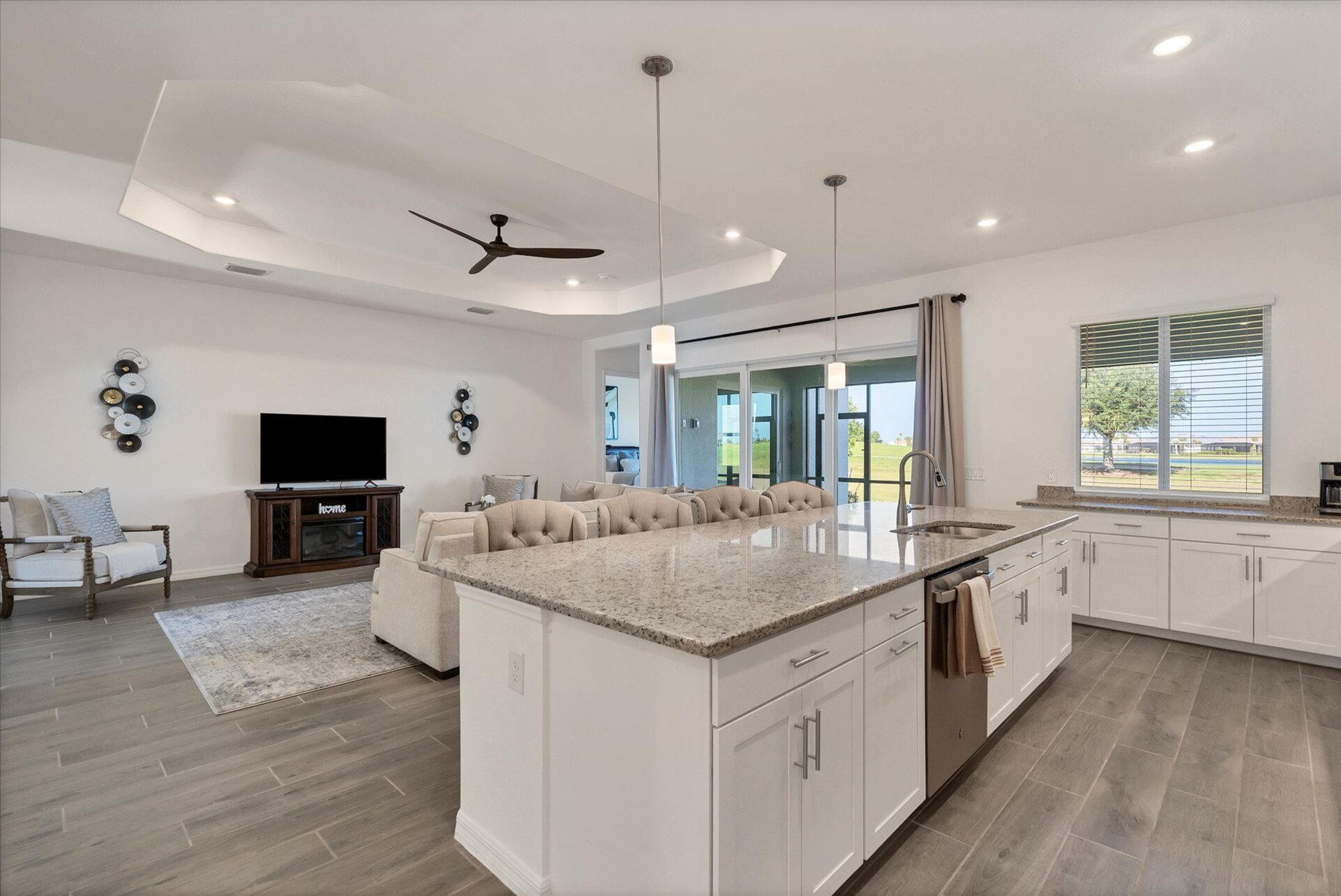 Beautiful, bright, open living space