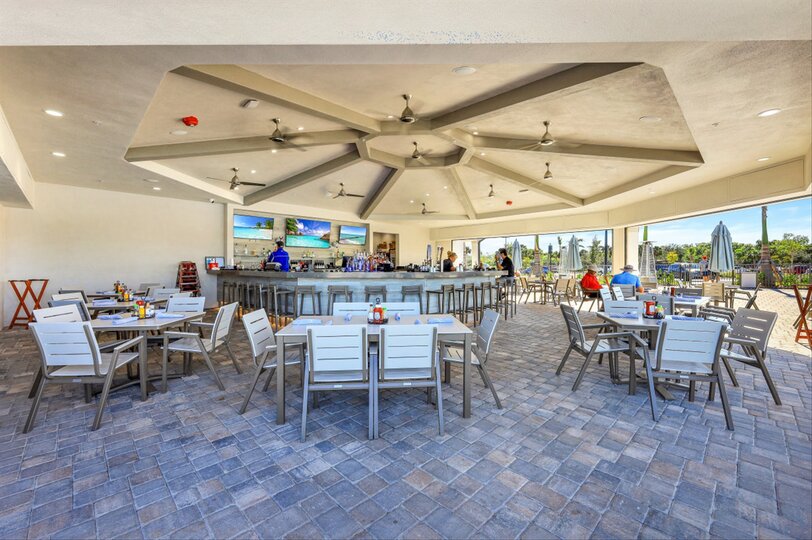 Heritage Land Golf Resort - Tiki Bar