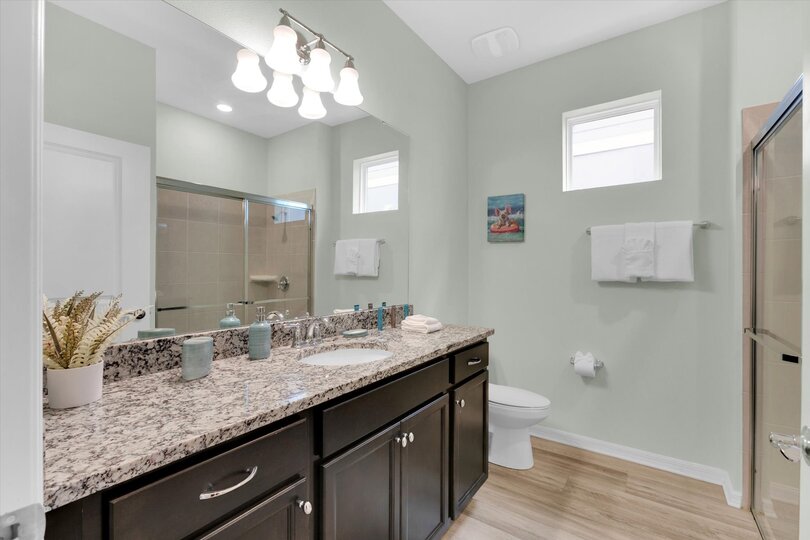 Hall Bathroom 3, Shower, Downstairs