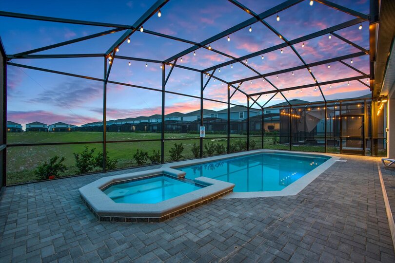 5 Star Villa Majesty – A Grand Private Estate, Davenport, United States