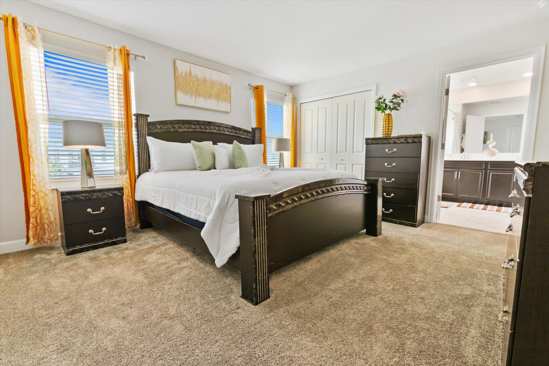 Master King Bedroom 1, Upstairs
Attached Bathroom