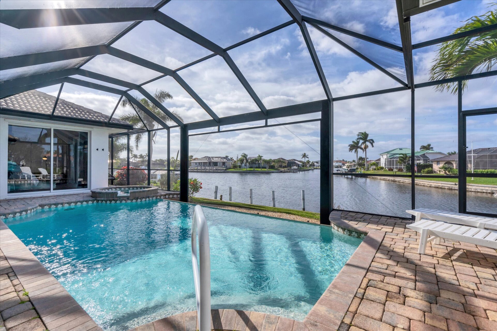 Infinity Pool with a great view of the canal