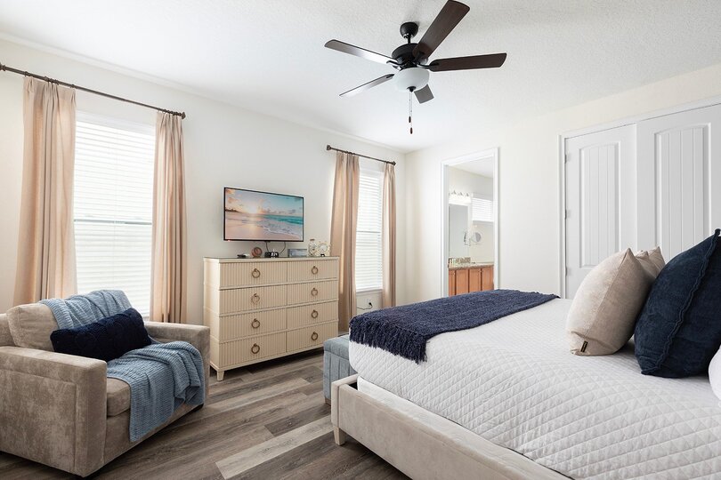 Unleash Your Dreams in a Magical Getaway, Orlando Villa 1000