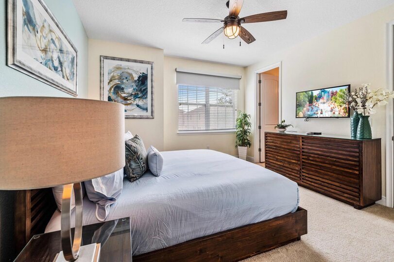 Experience Magic and Luxury Just Minutes from Disney