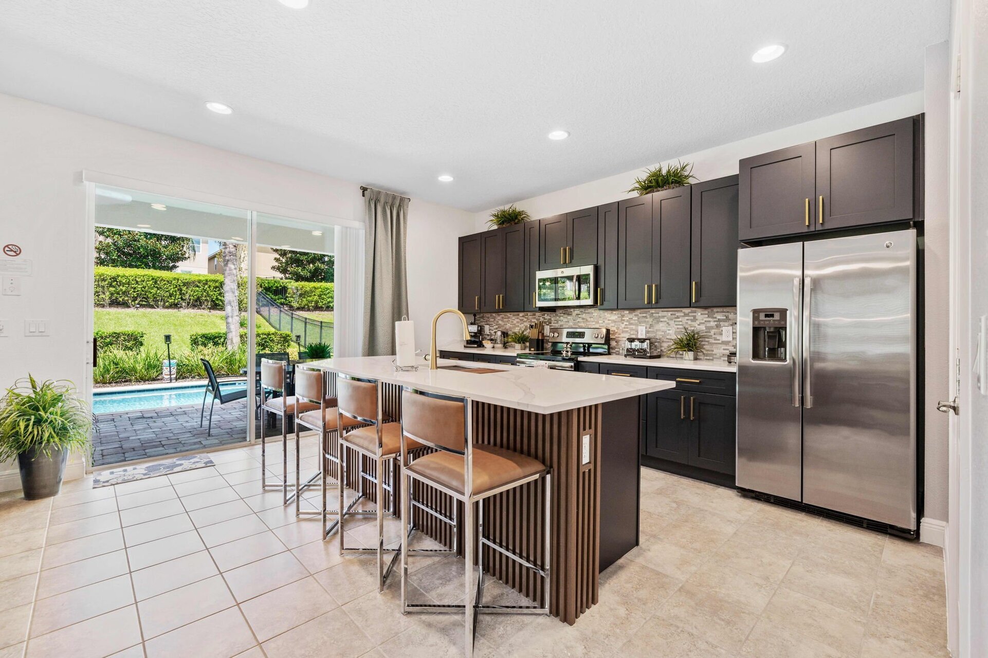 Experience Magic and Luxury Just Minutes from Disney