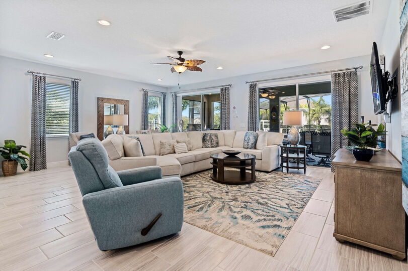 Unwind & Rejuvenate at Your Dream Hideaway, Orlando Villa 1000
