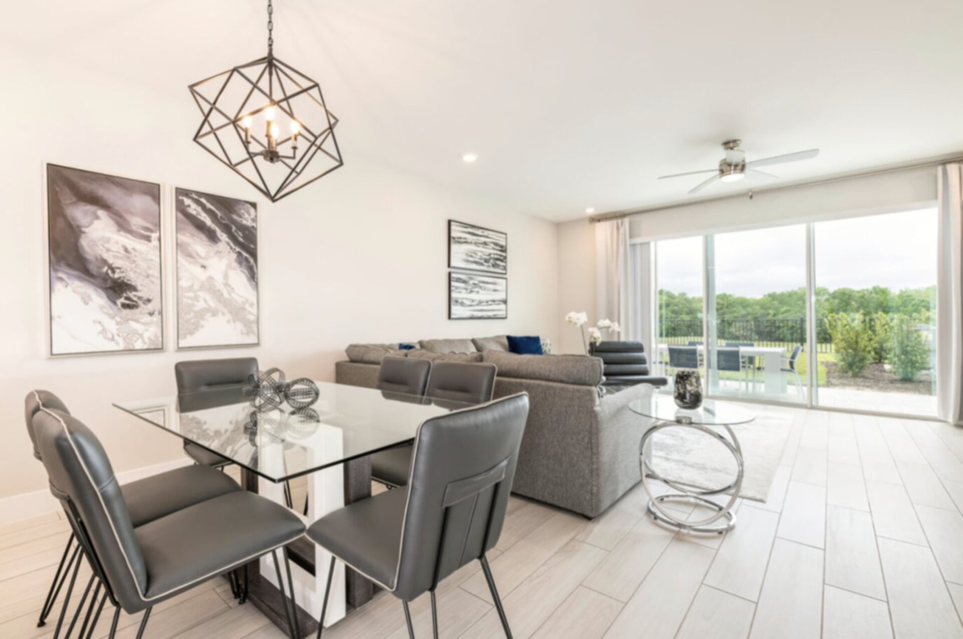 Your Stylish Vacation Escape Awaits, Orlando Townhome 1000