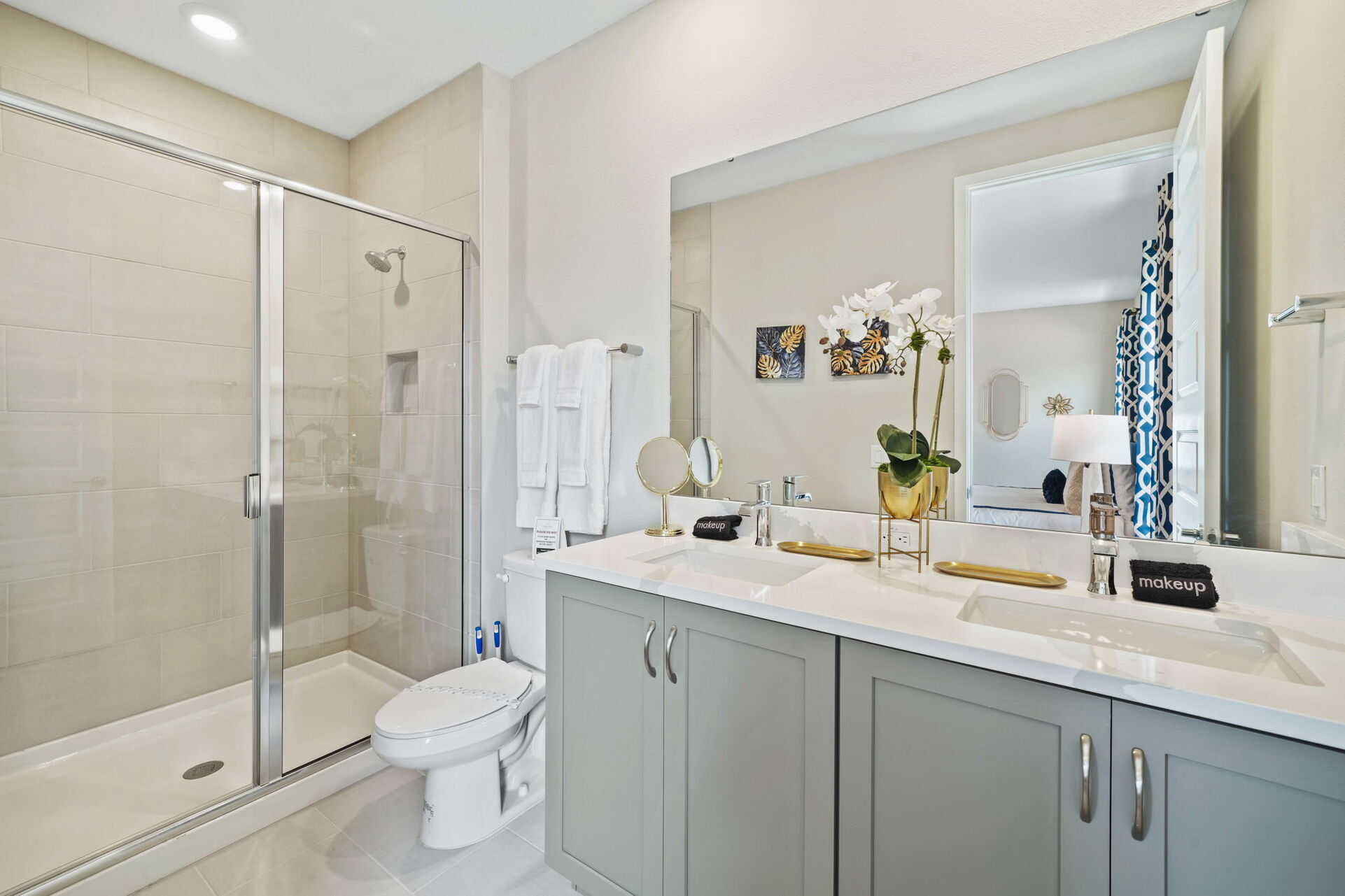 Experience the Harmony of Luxury and Comfort