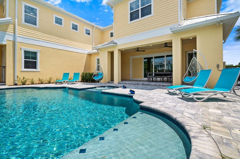 Embrace Comfort and Elegance in Your Dream Escape