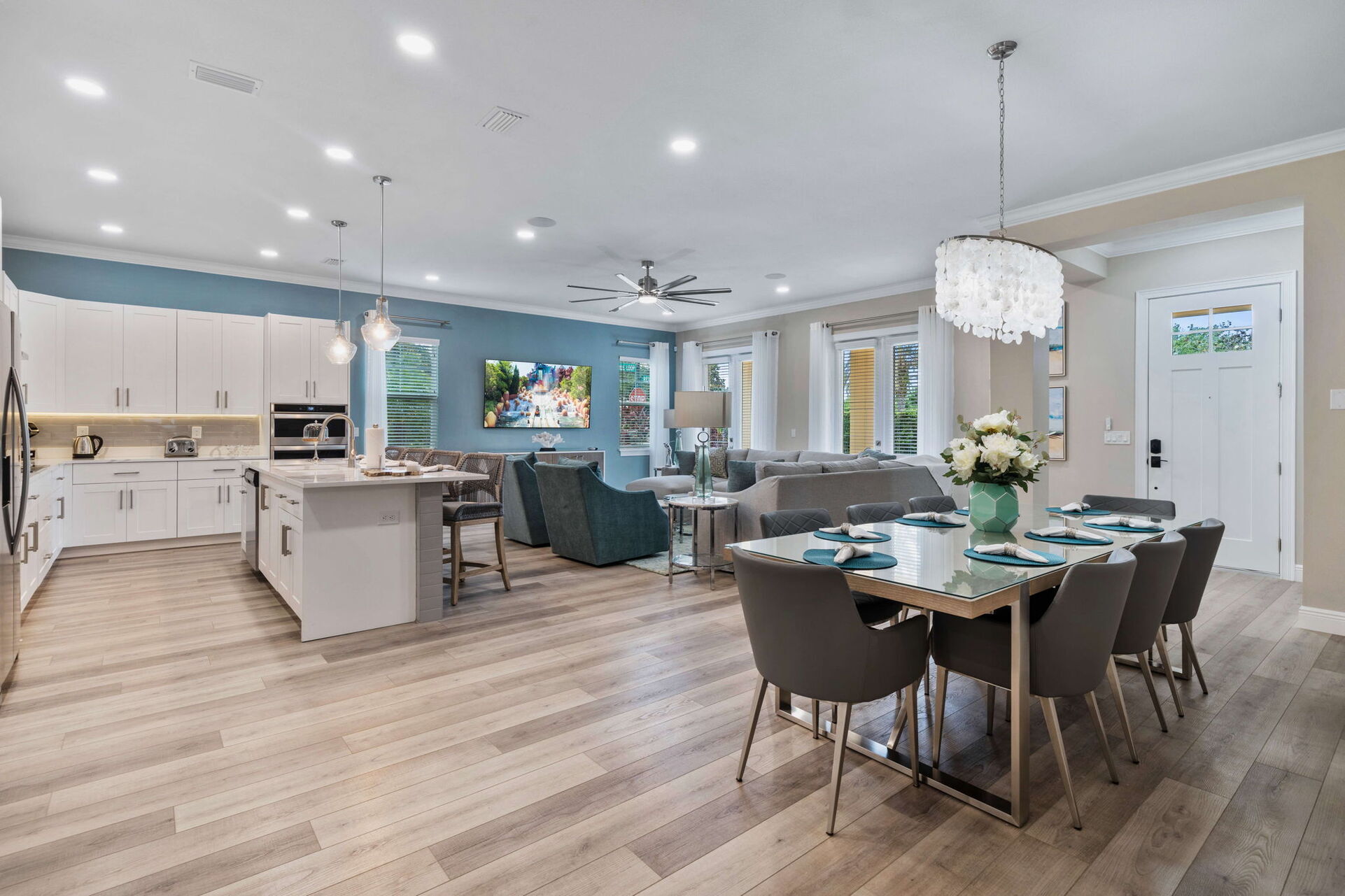Embrace Comfort and Elegance in Your Dream Escape
