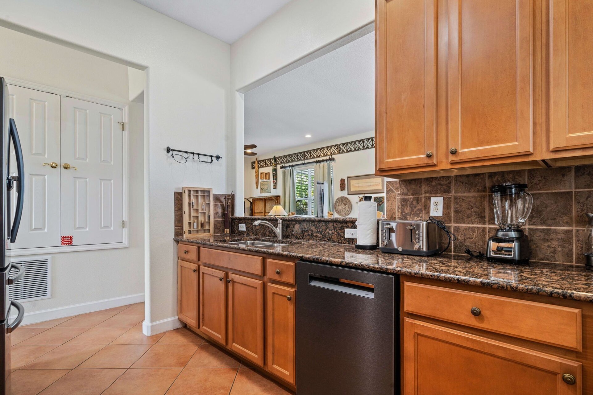 Escape to a Luxurious Safari Experience, Orlando Villa 1000