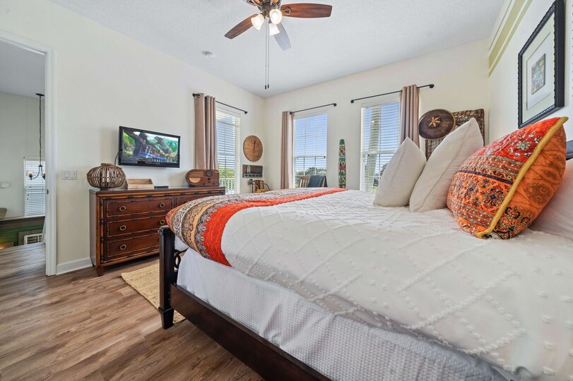 Escape to a Luxurious Safari Experience, Orlando Villa 1000