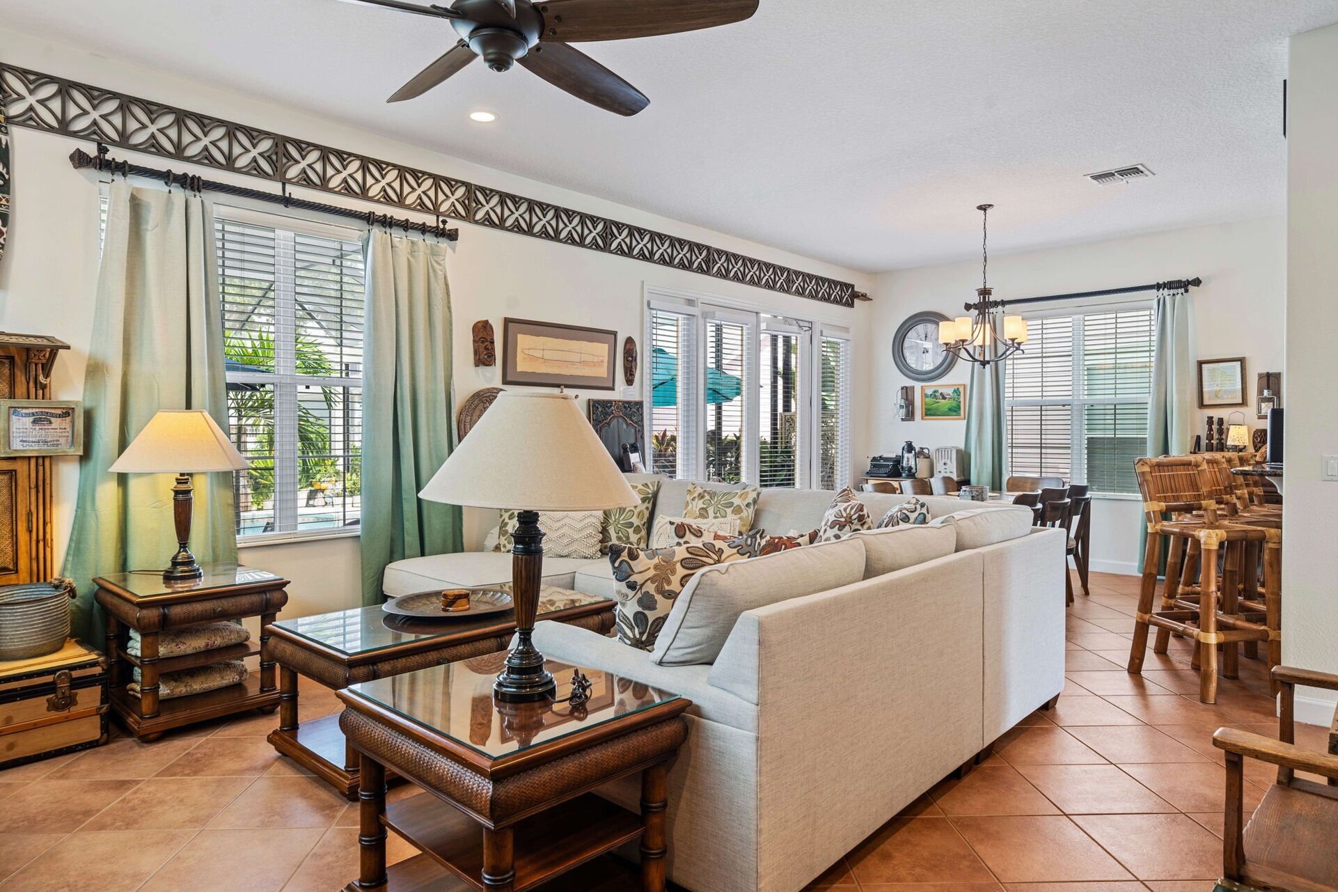 Escape to a Luxurious Safari Experience, Orlando Villa 1000