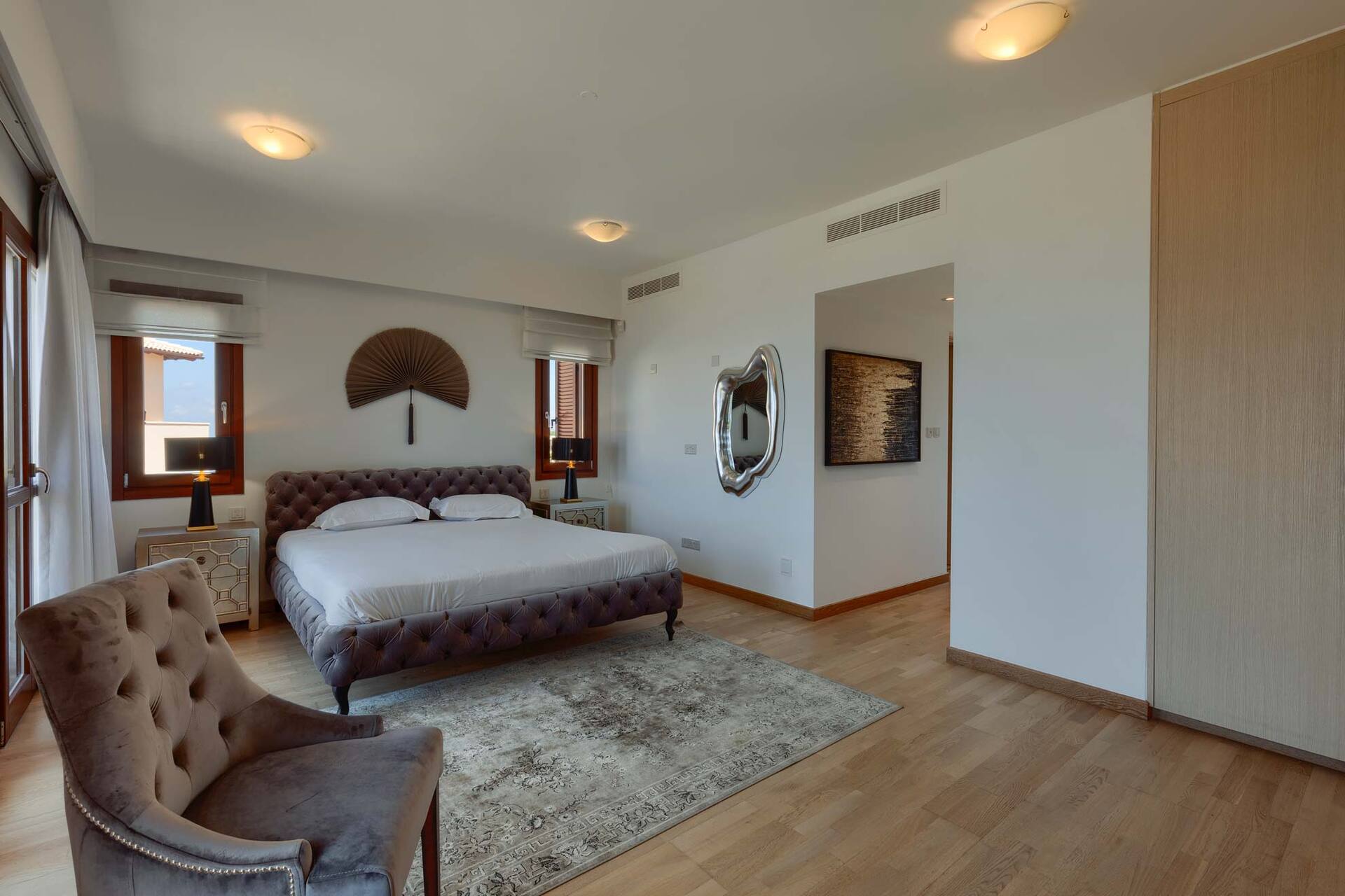 A Paradise of Luxury and Endless Sea Views